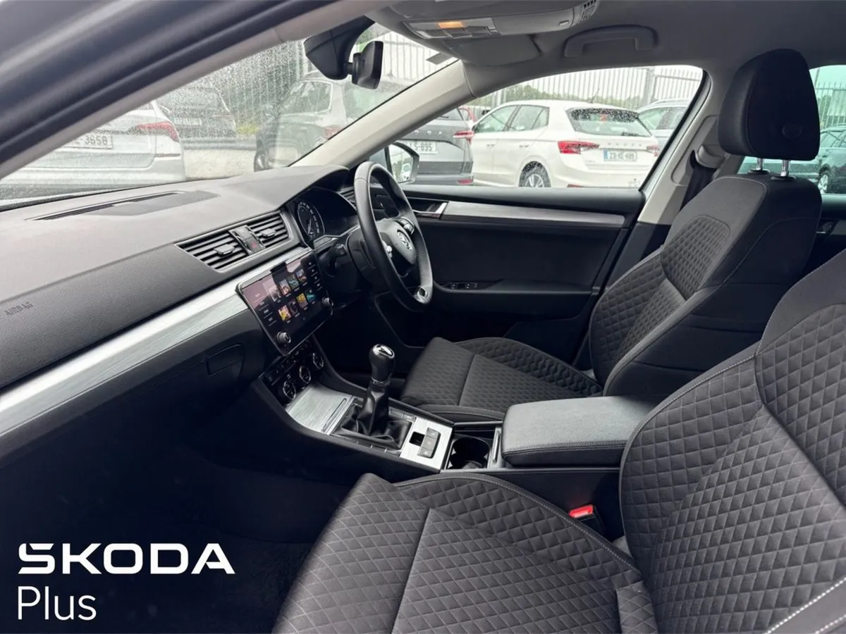 Skoda Superb Ambition 2.0tdi 150HP - Image 4