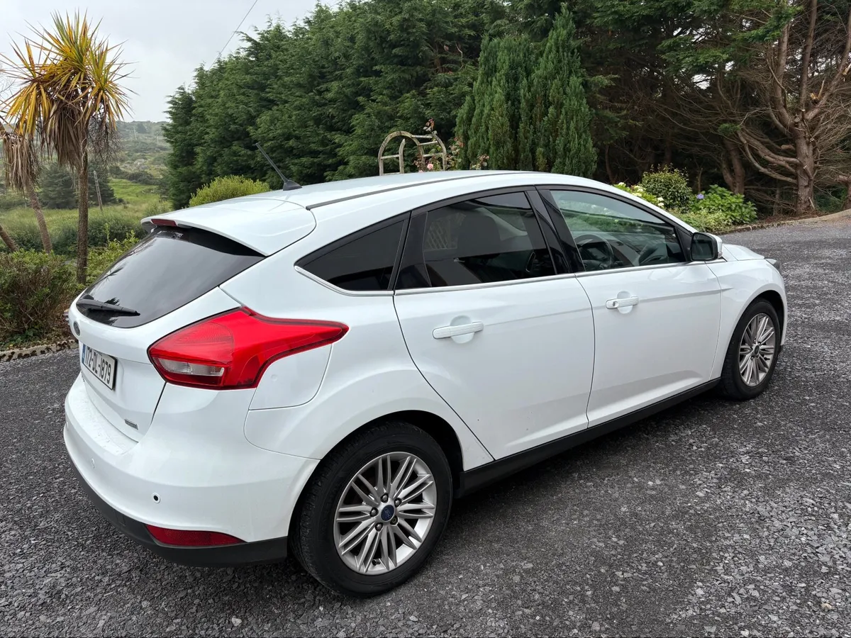 Ford Focus 2017 - Image 3