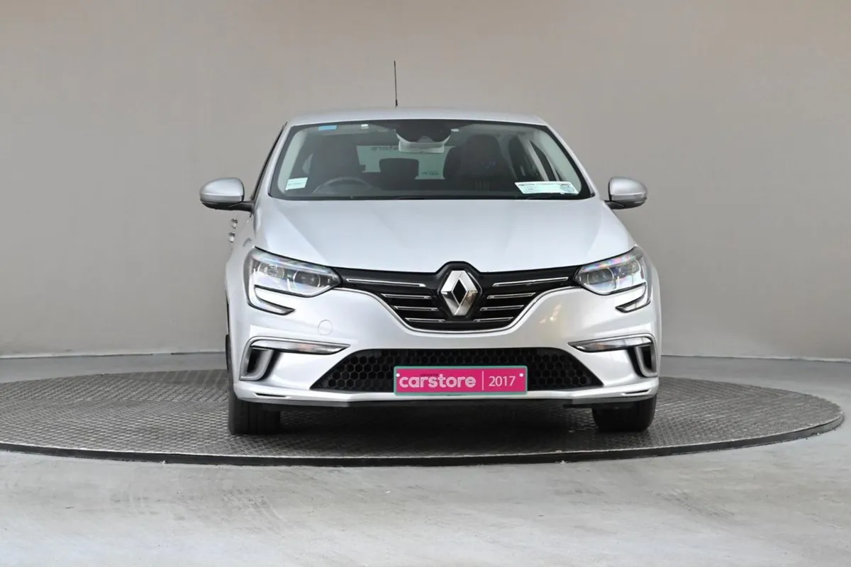 Renault Megane 1.5 DCI 110 GT Line NAV  carplay - Image 2