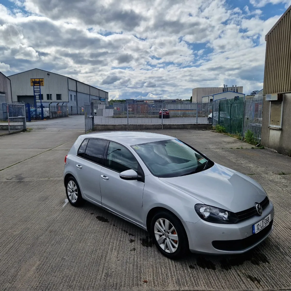 Volkswagen Golf 2012 - Image 4
