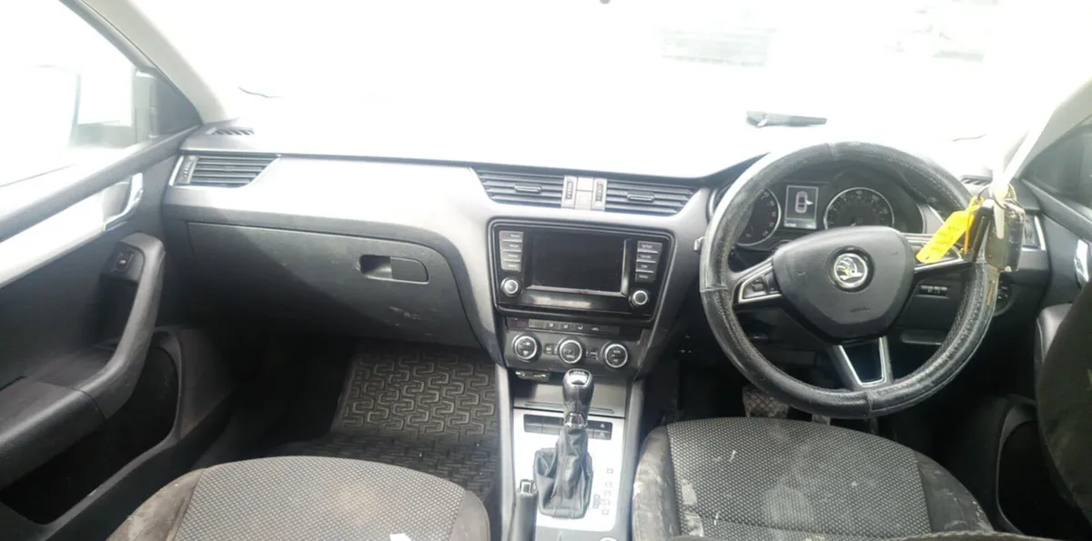 2016 SKODA OCTAVIA 1.6 DIESEL FOR BREAKING! - Image 4