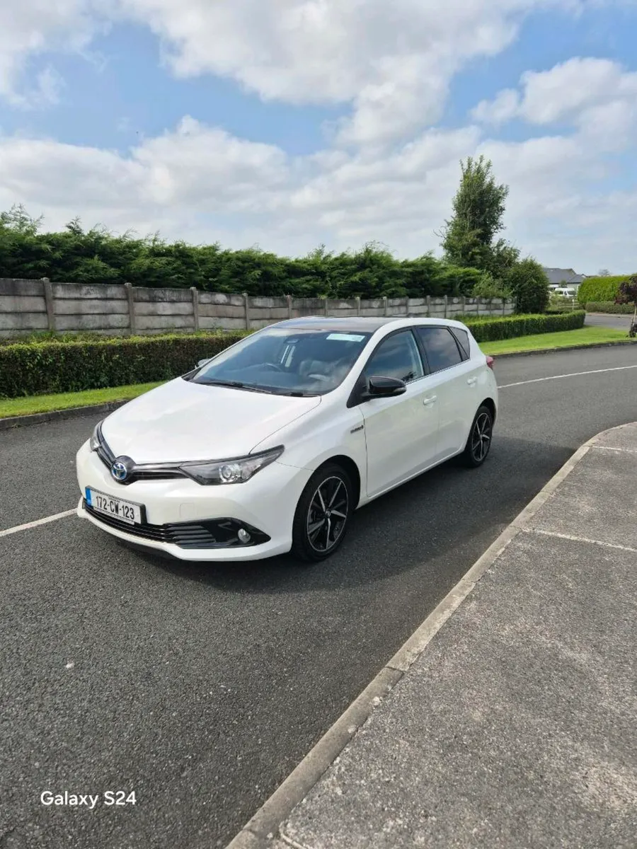 Toyota  Auris €14,750  luna  Hy Bird..  Sport - Image 2