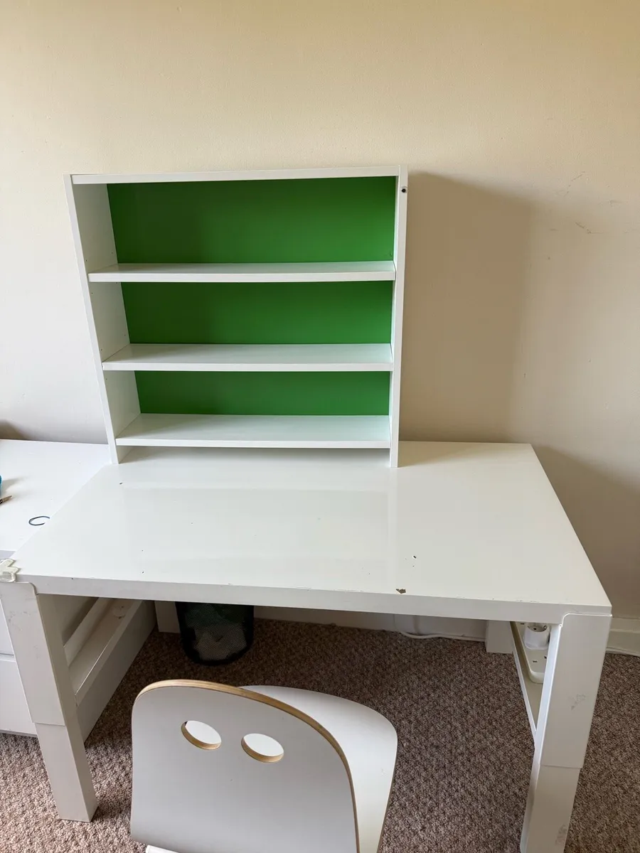 IKEA PAHL KIDS DESK