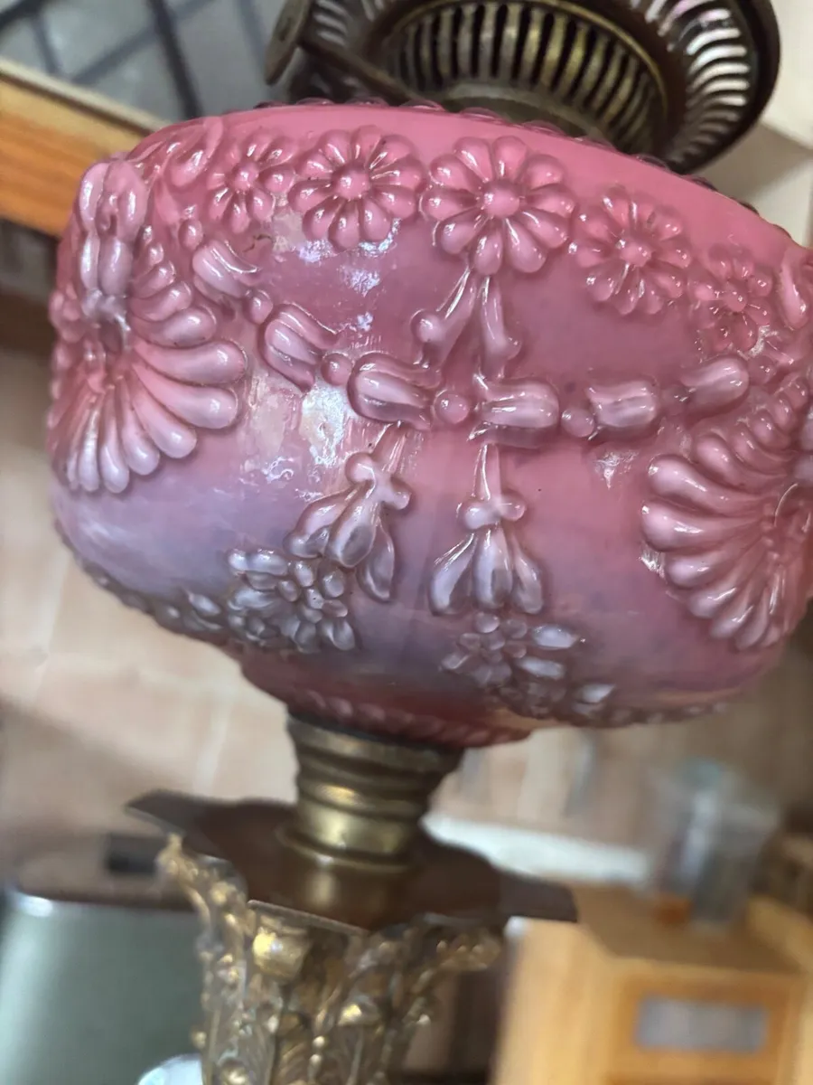 Victorian oil lamp - Image 4