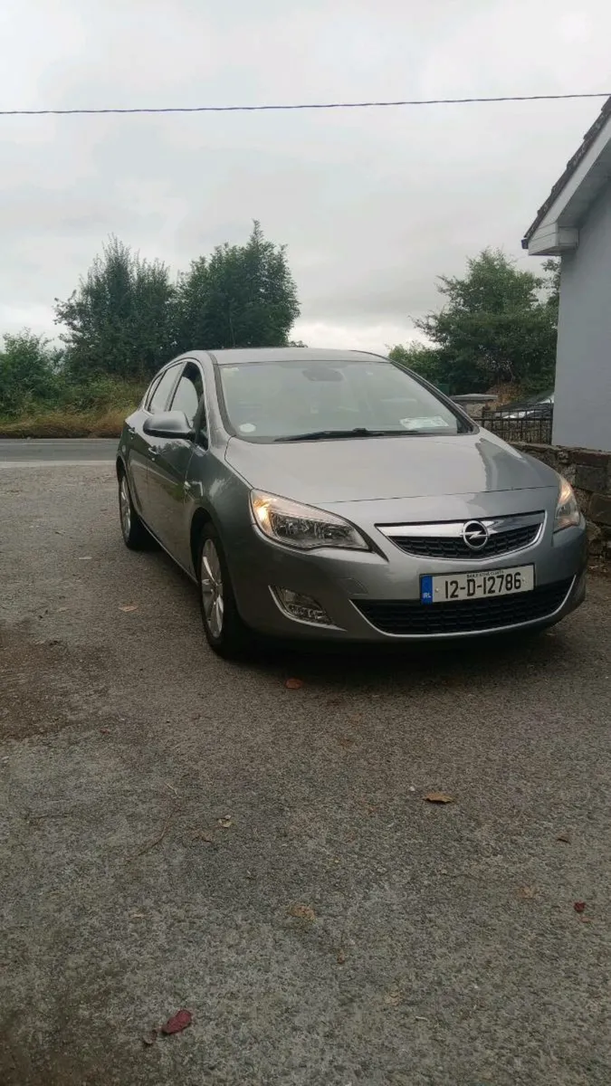 2012 open Astra diesel only 110000 miles - Image 2