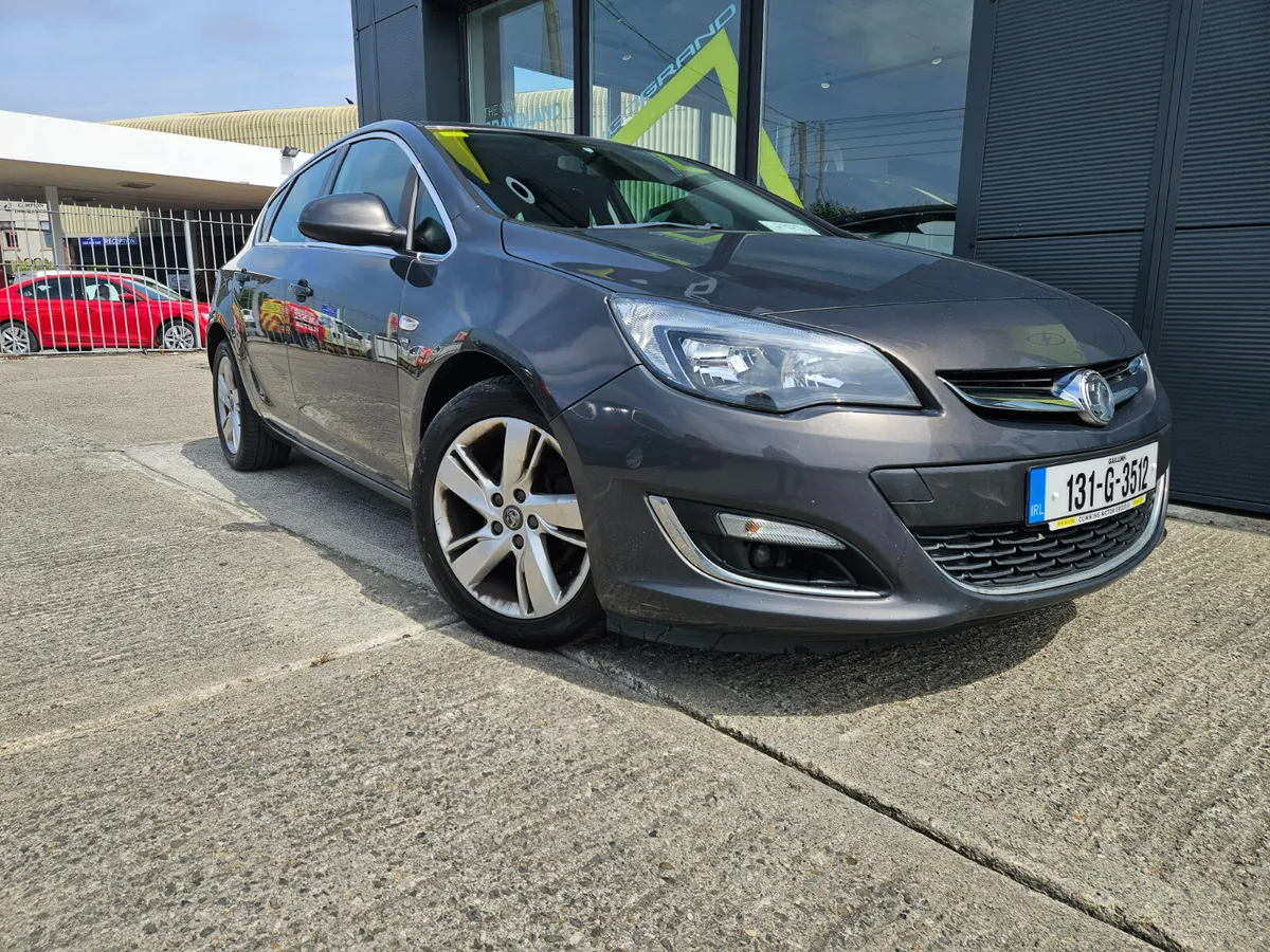 Vauxhall Astra 1.7 Diesel - Image 1