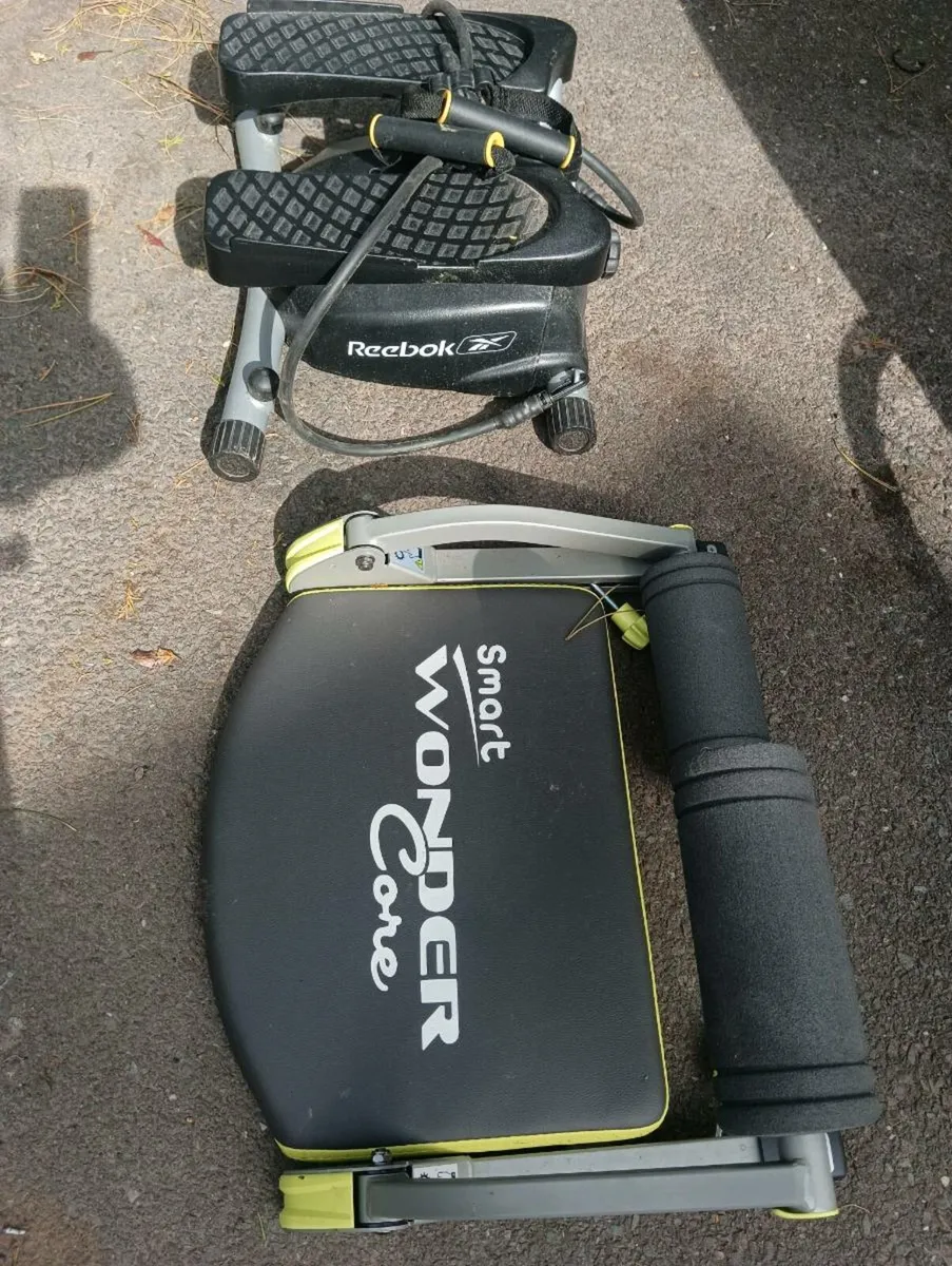 Fitness equipment 2 for 20 working like new - Image 2