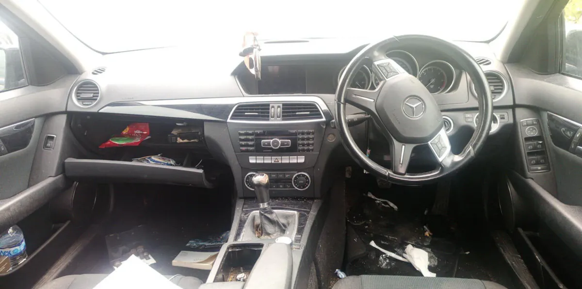 2011 MERCEDES C CLASS 2.1 CDI FOR BREAKING - Image 4
