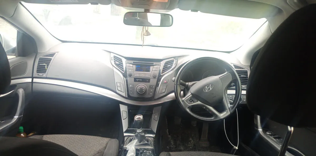 2016 HYUNDAI I40 1.7 DIESEL FOR BREAKING! - Image 4