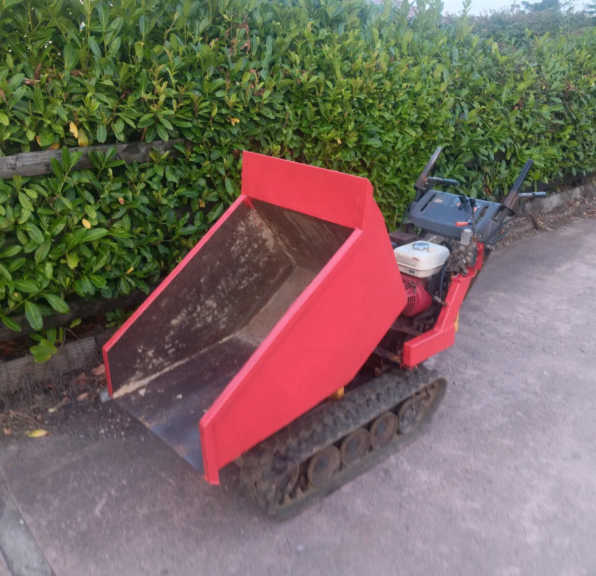 Tracked dumper - Image 1