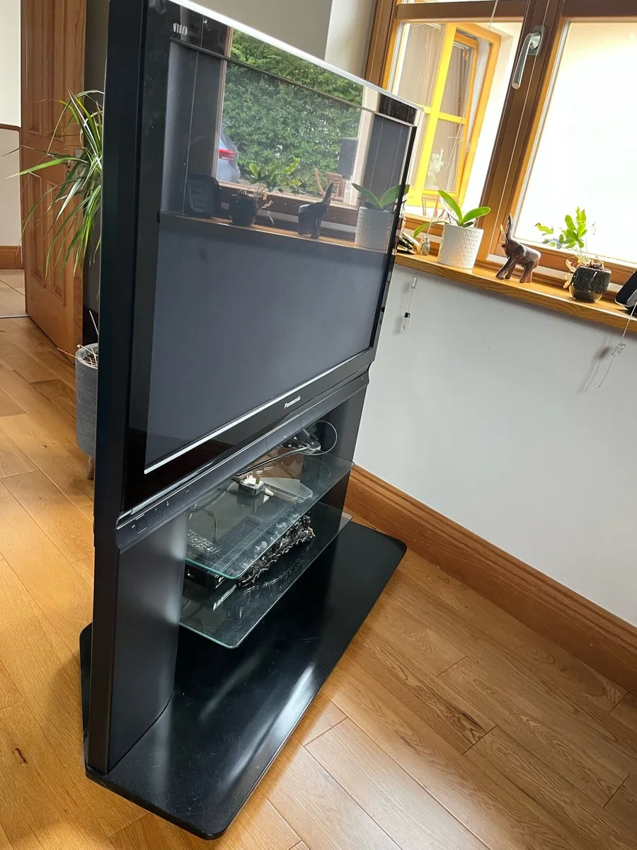 Tv - Image 2
