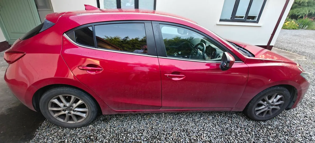 Mazda 3 SE 2016 - Image 3