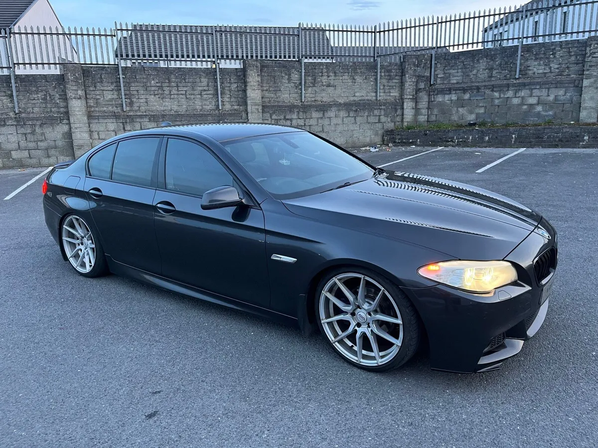 BMW F10 520D AUTO - Image 2