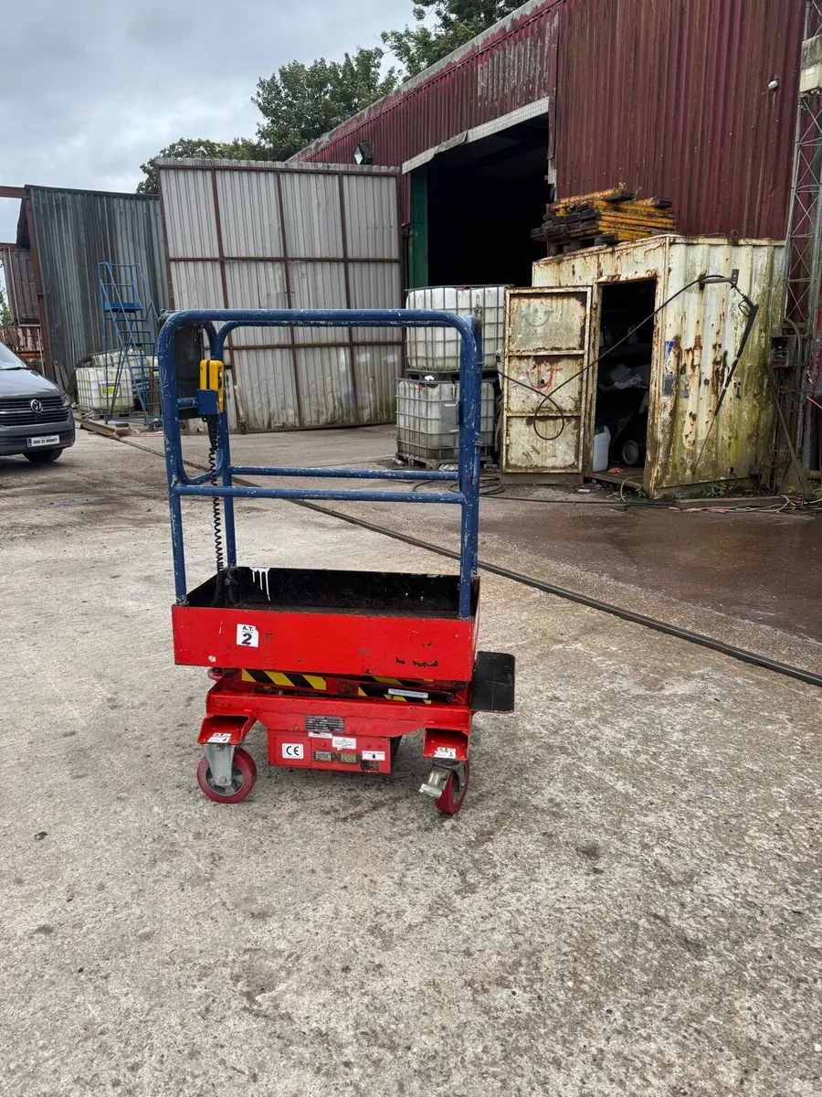 Pop up hoist - Image 2
