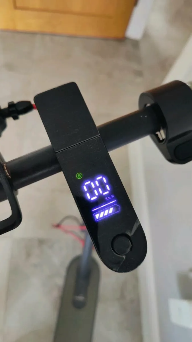 Electric Scooter AvaoPro - Image 2