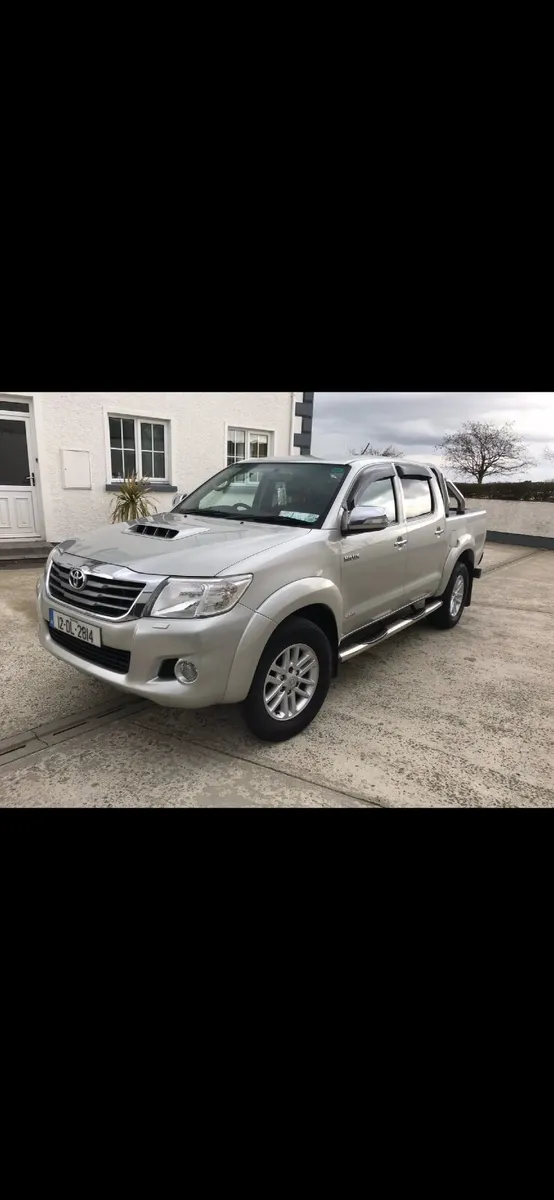 Toyota Hilux 2012 - Image 2