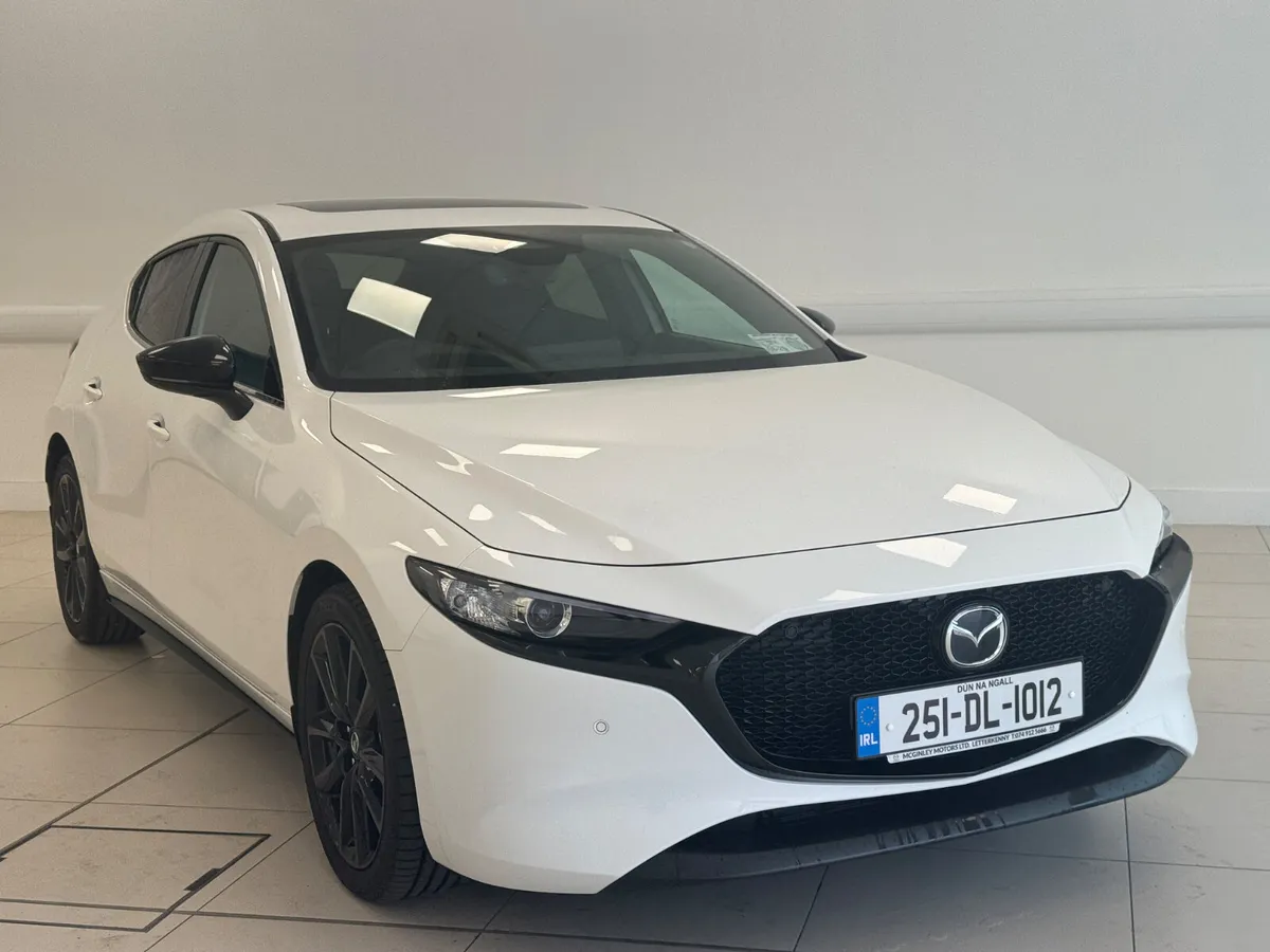 Mazda Mazda3 2025 - Image 1