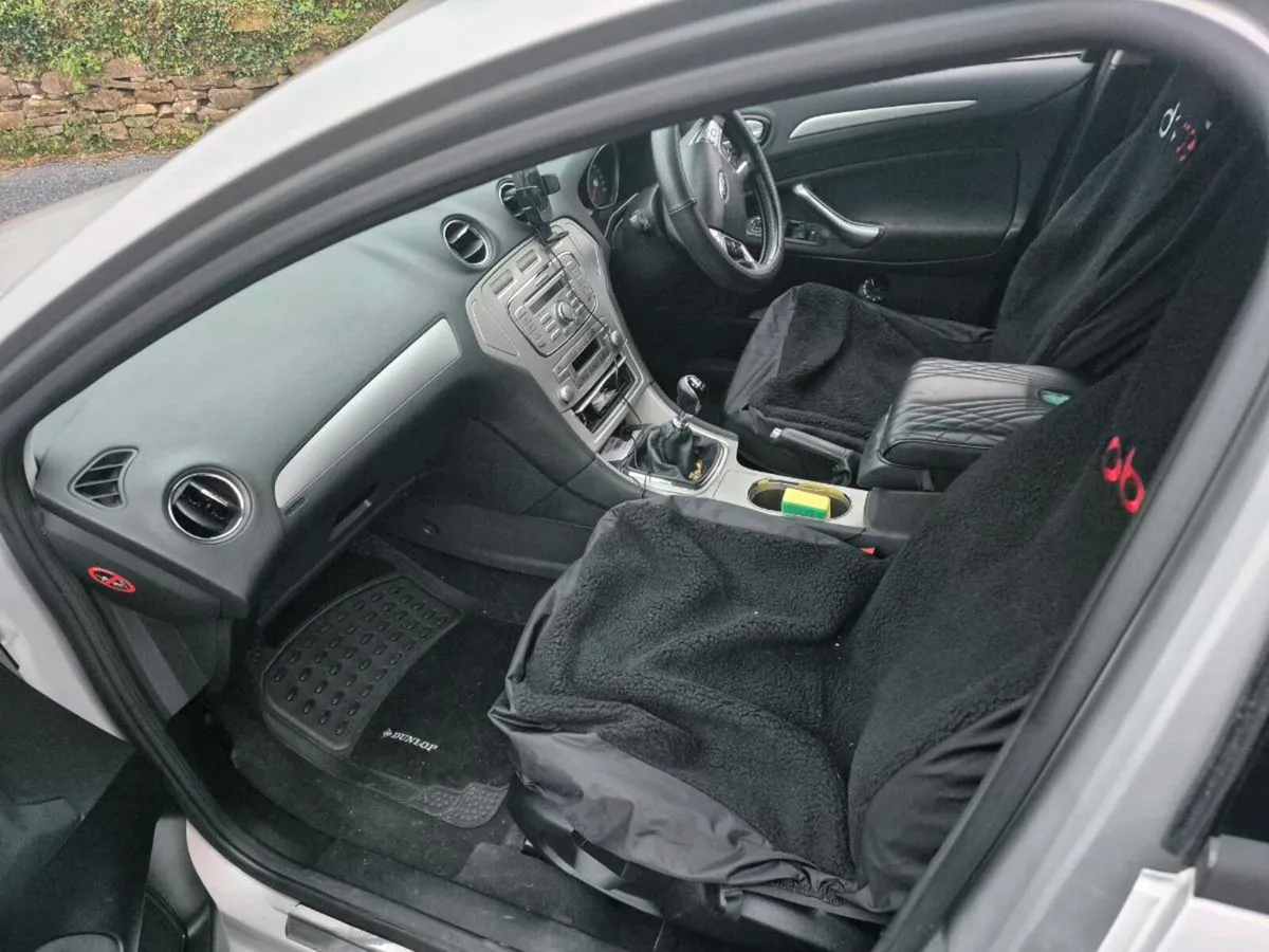 Ford Mondeo - Image 4