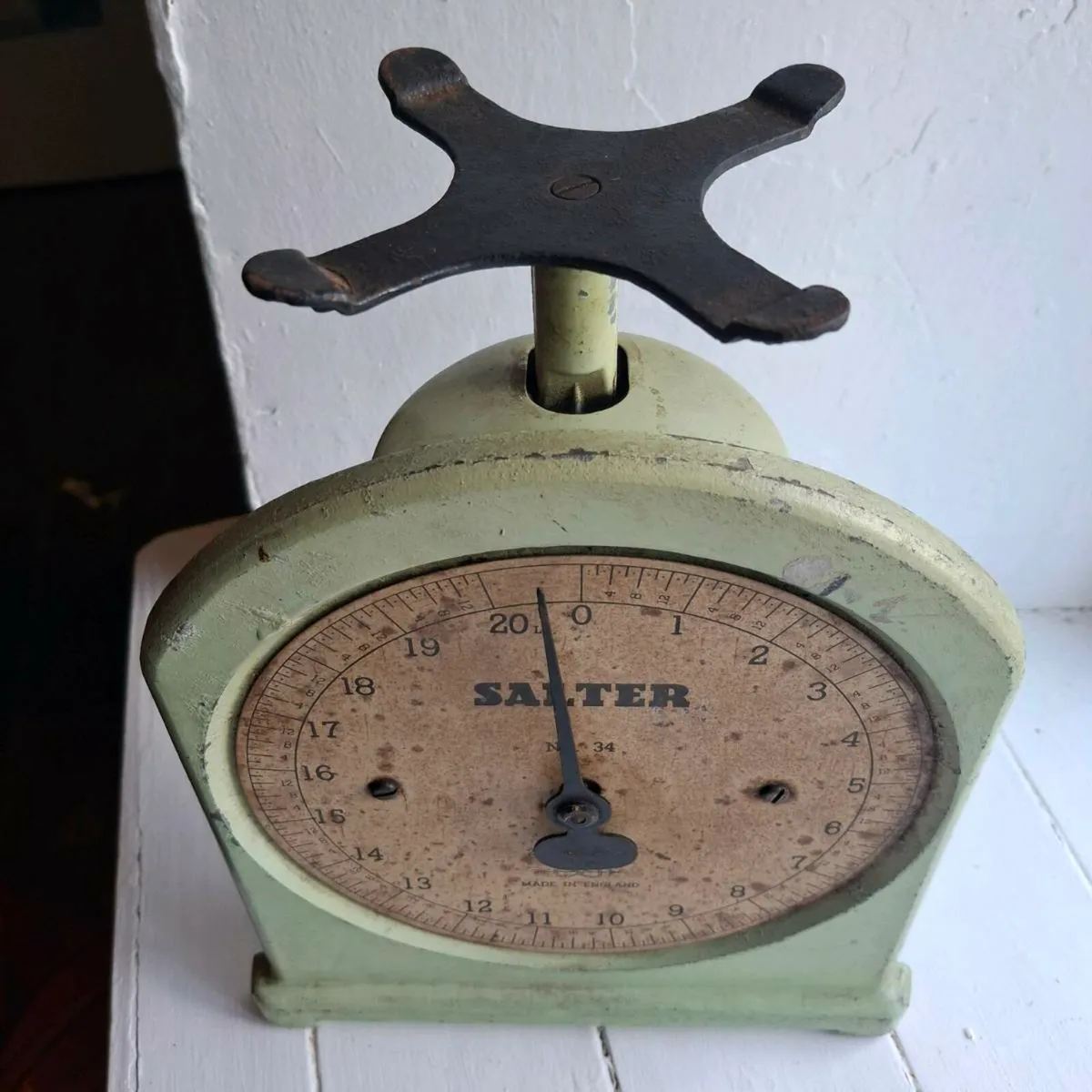 Salter no 34 Kitchen Scales - Image 3