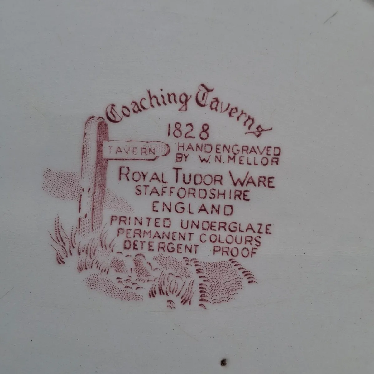 Royal Tudor Ware Platter - Image 2