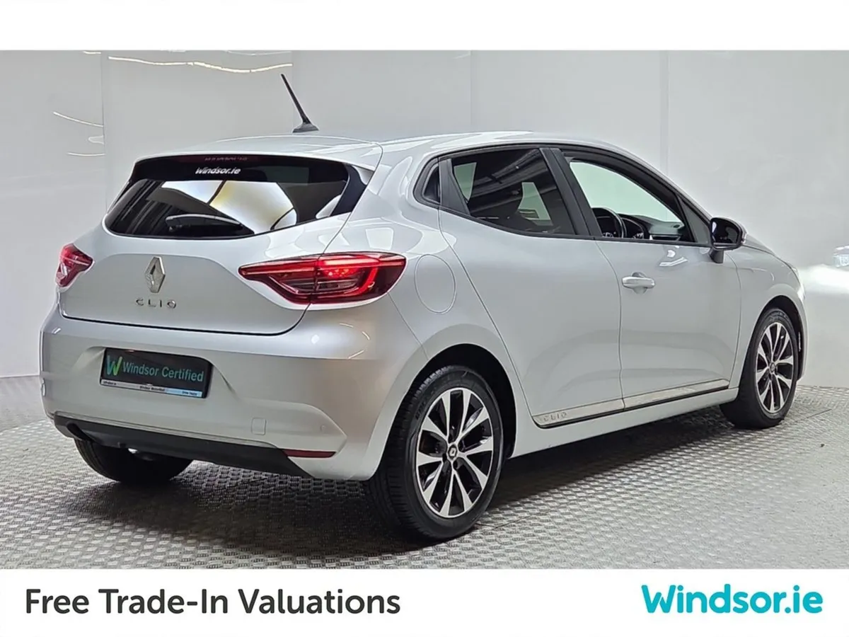 Renault Clio Iconic TCe 100 My19 - Image 3
