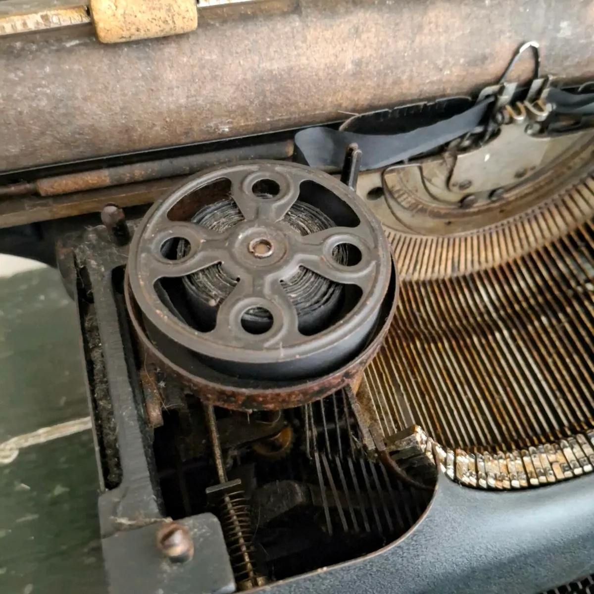 Underwood Typewriter - Image 4
