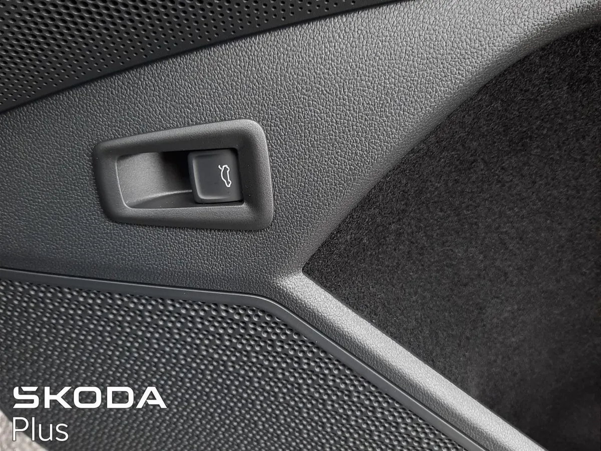 Skoda Kodiaq  for Immediate Delivery full Black L - Image 4
