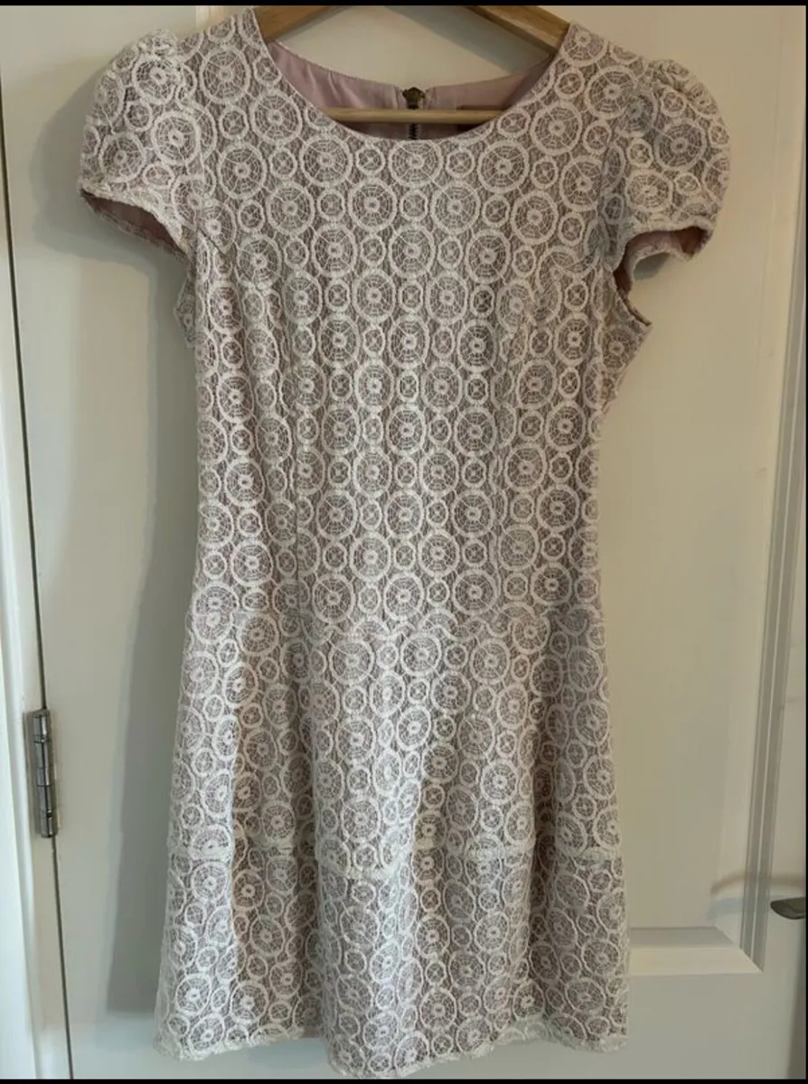 woman mini  dresses - Image 1