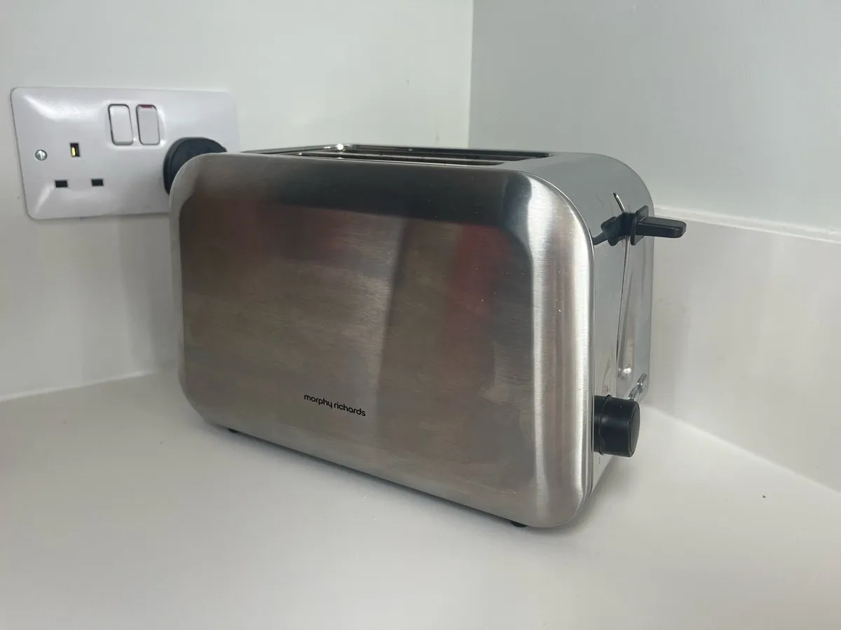 Morphy Richards toaster - Image 1