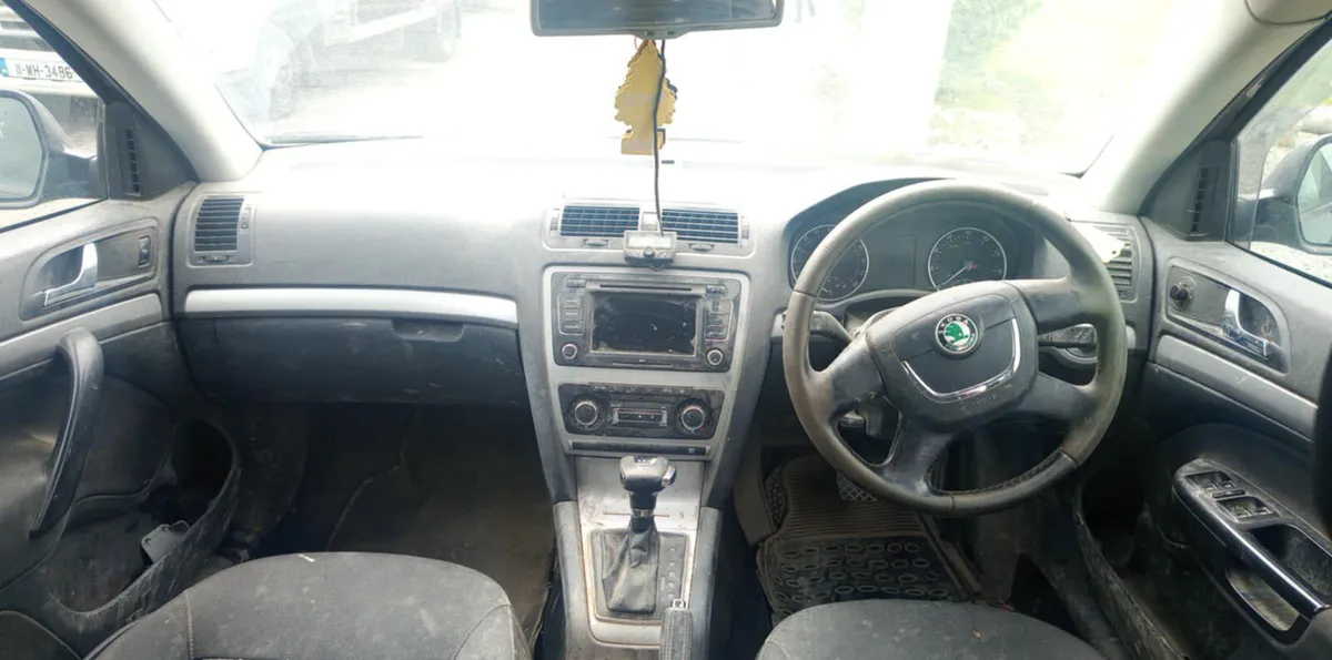 2011 SKODA OCTAVIA 2.0 DIESEL FOR BREAKING! - Image 3