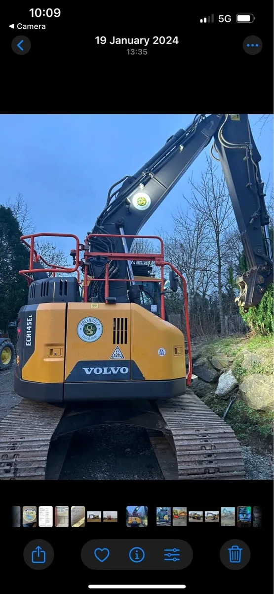 Excavator - Image 2