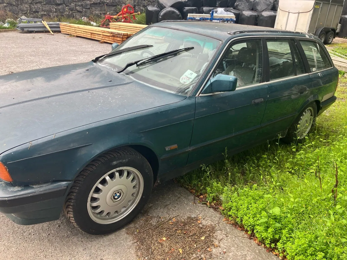 1992 BMW 525ix 4wd manual - Image 3