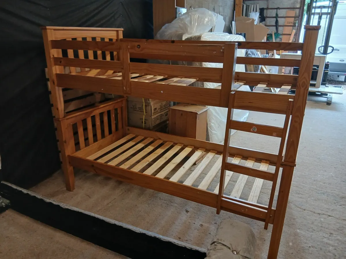 Bunk beds - Image 1