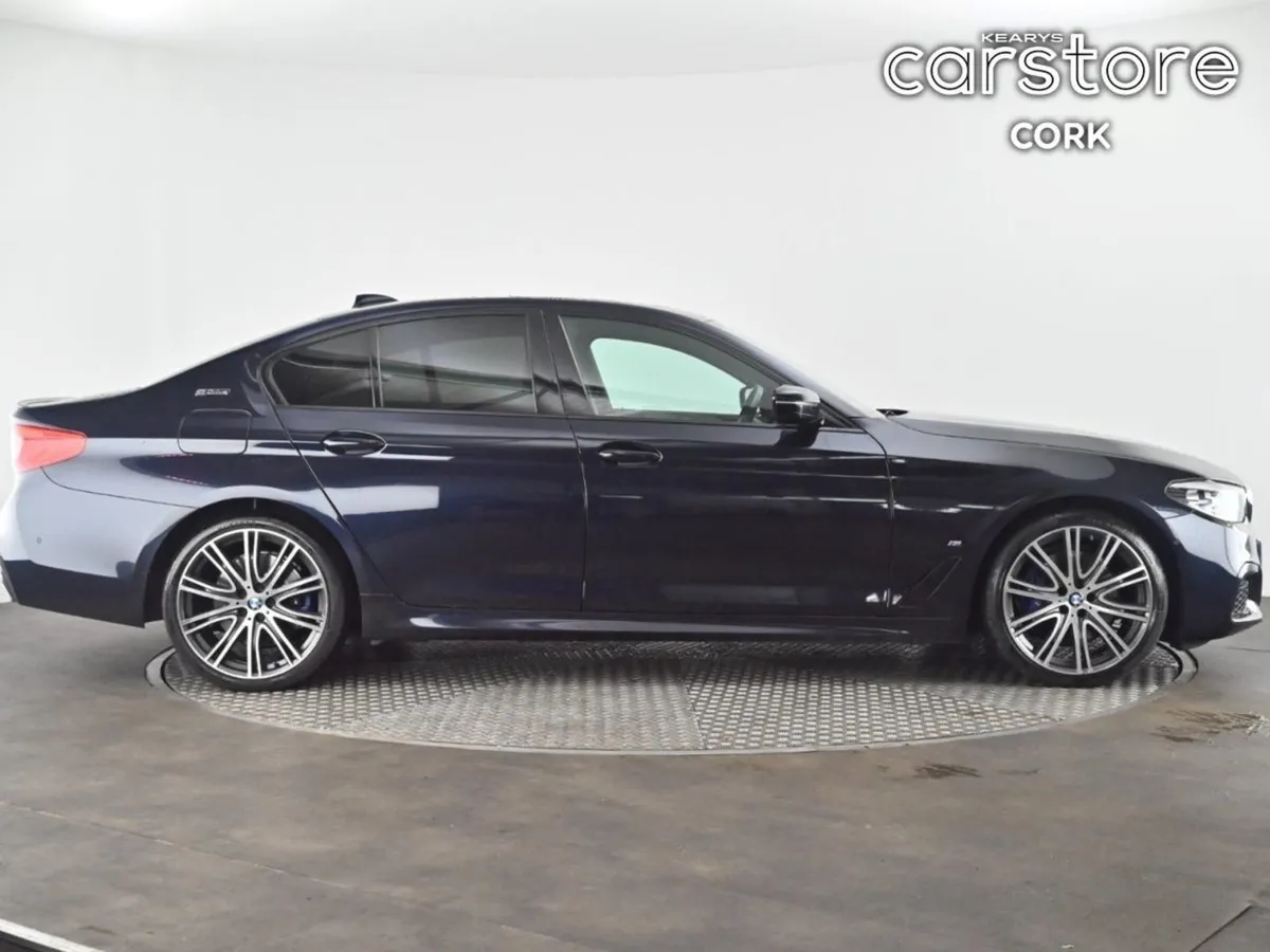 BMW 5 Series 530e M Sport Auto - Image 3