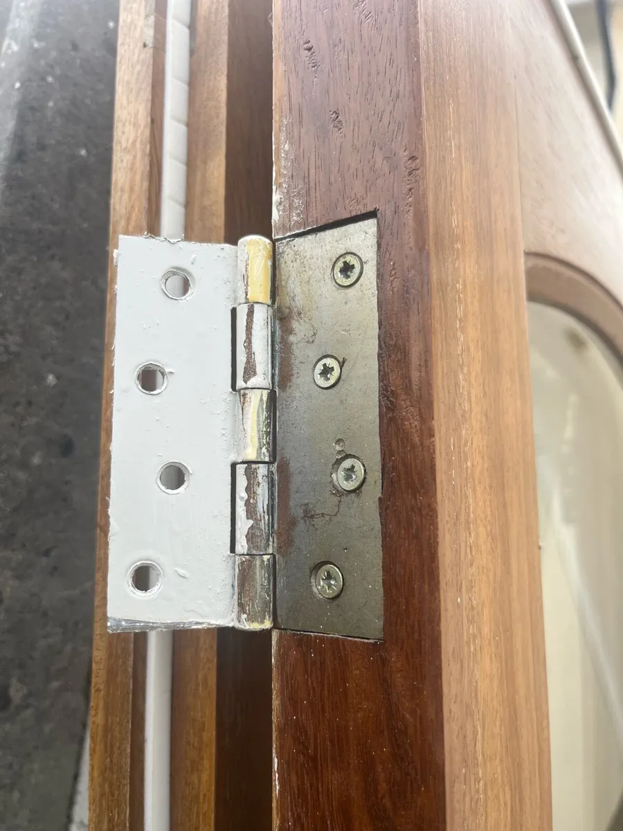 Double Door wood and glass - Image 3