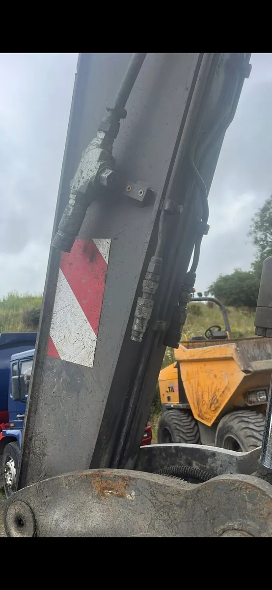 ECR88D Volvo excavator - Image 2