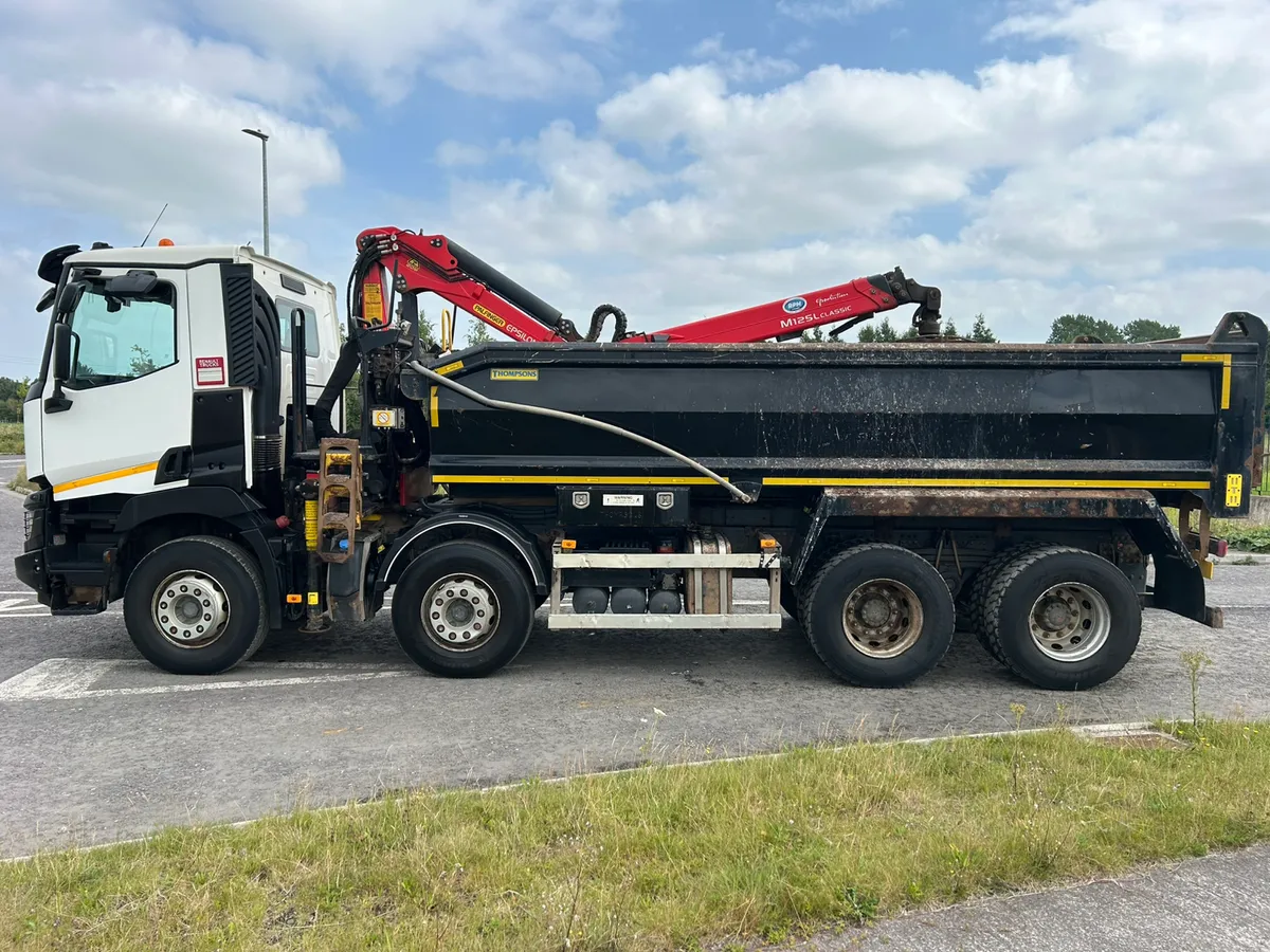 2021 Renault Epsilon Grabloader - Image 4