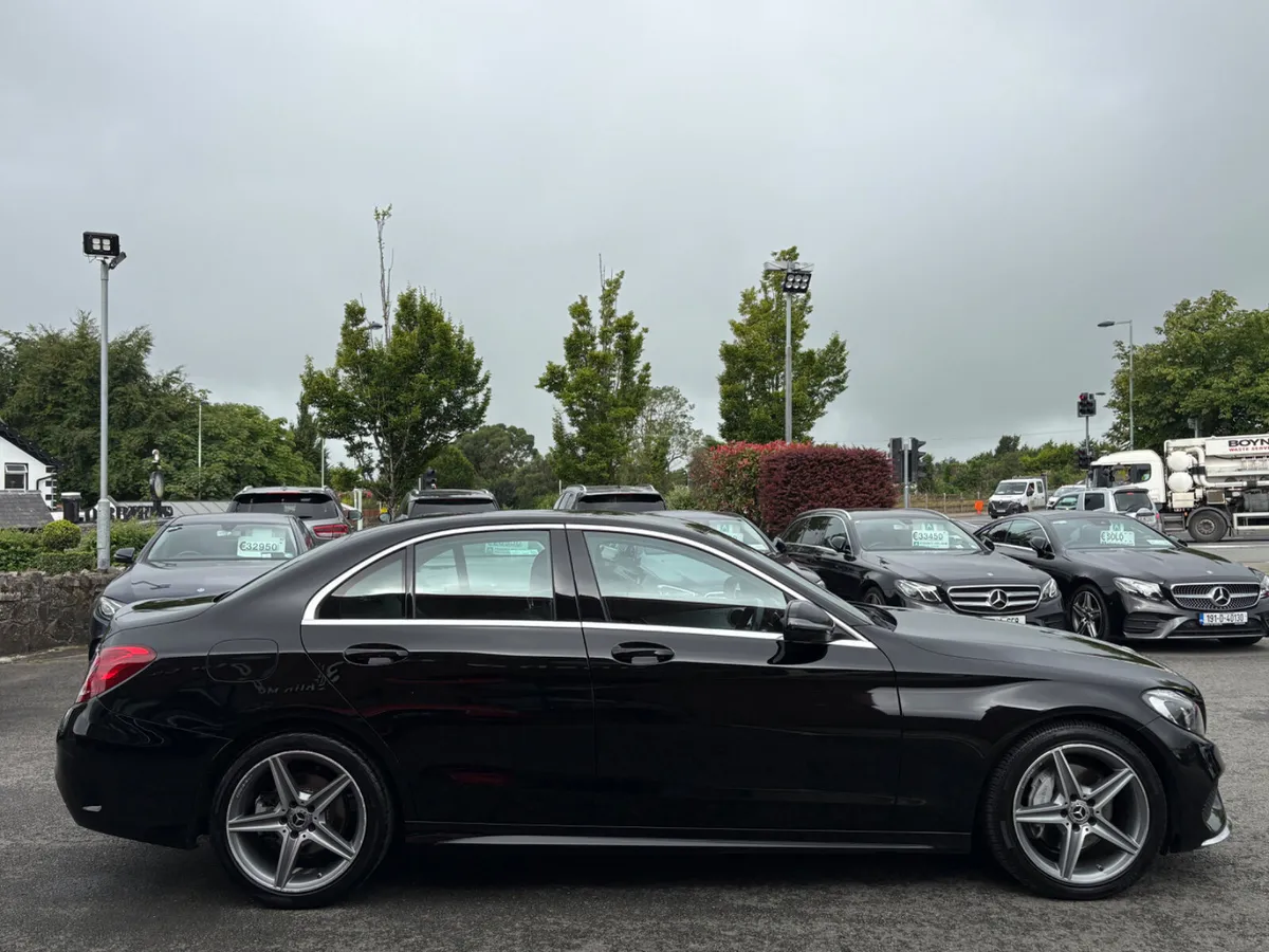 172 Mercedes-Benz C200 AMG Auto *Low Mileage* - Image 4