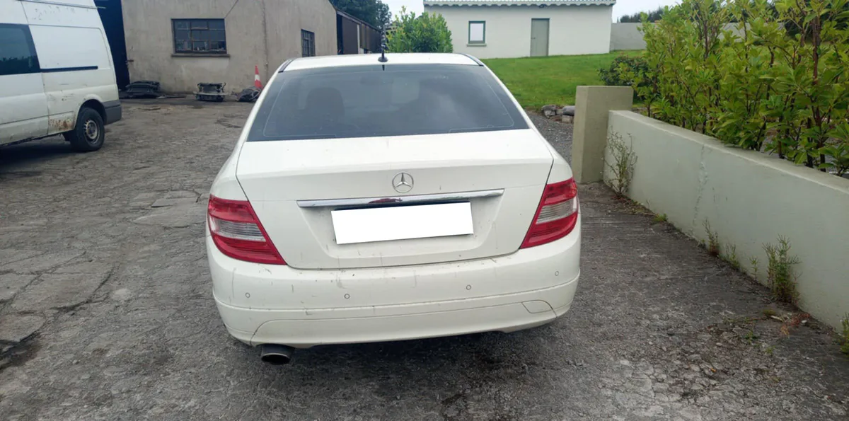 2011 Mercedes Benz C Class 2.1 Cdi For Breaking! - Image 3
