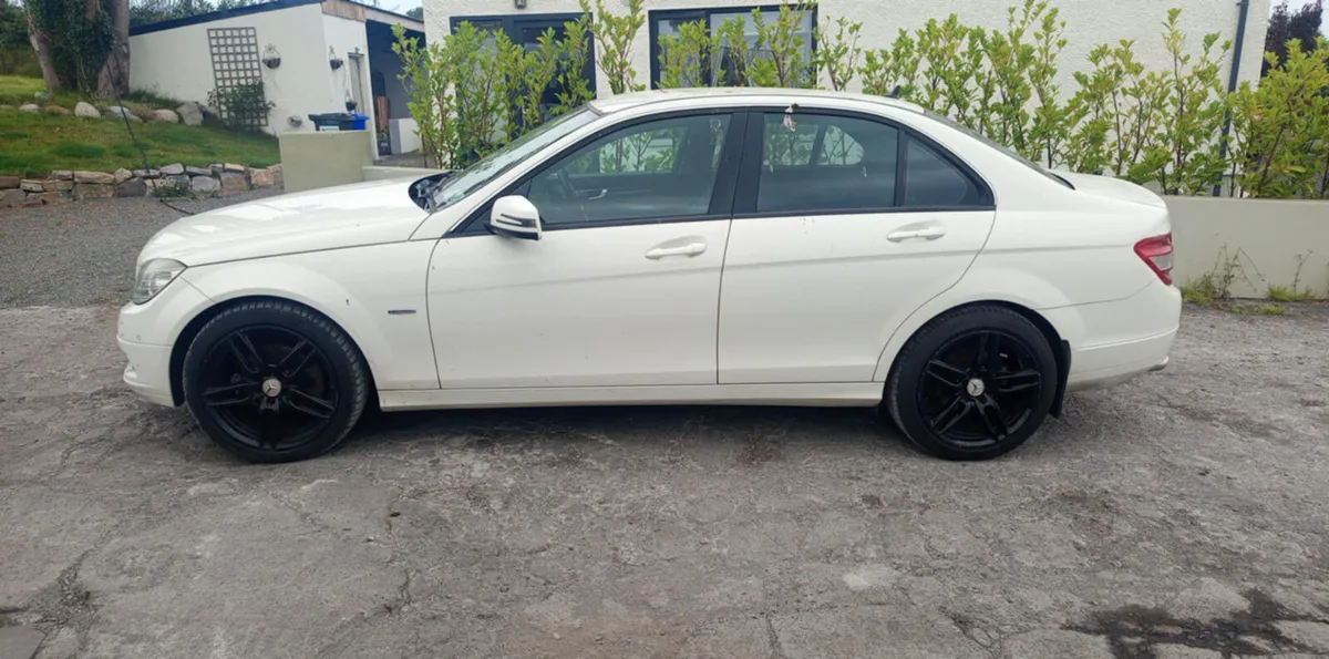 2011 Mercedes Benz C Class 2.1 Cdi For Breaking! - Image 2
