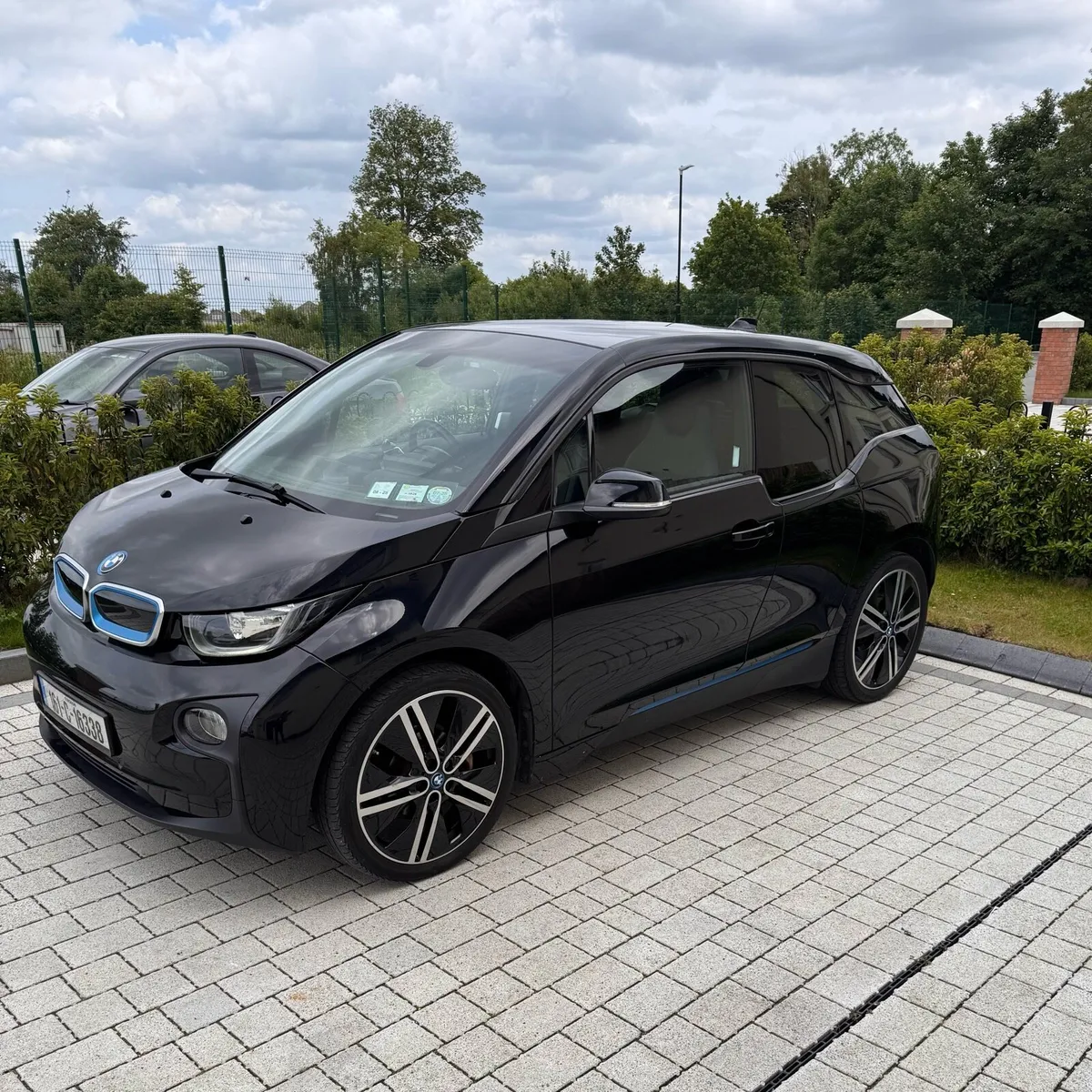 BMW i3 CarPlay Android Auto - Image 1