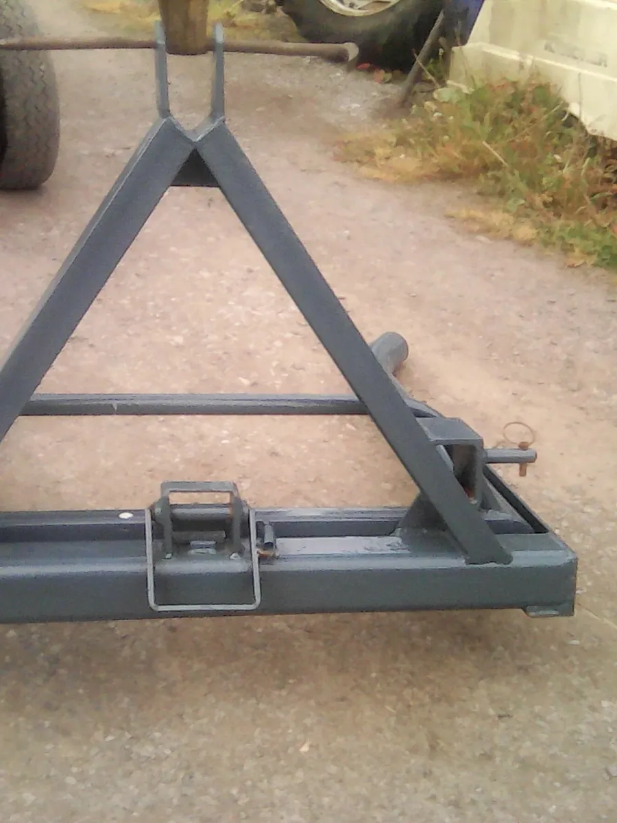 Bale Lifter - Image 1