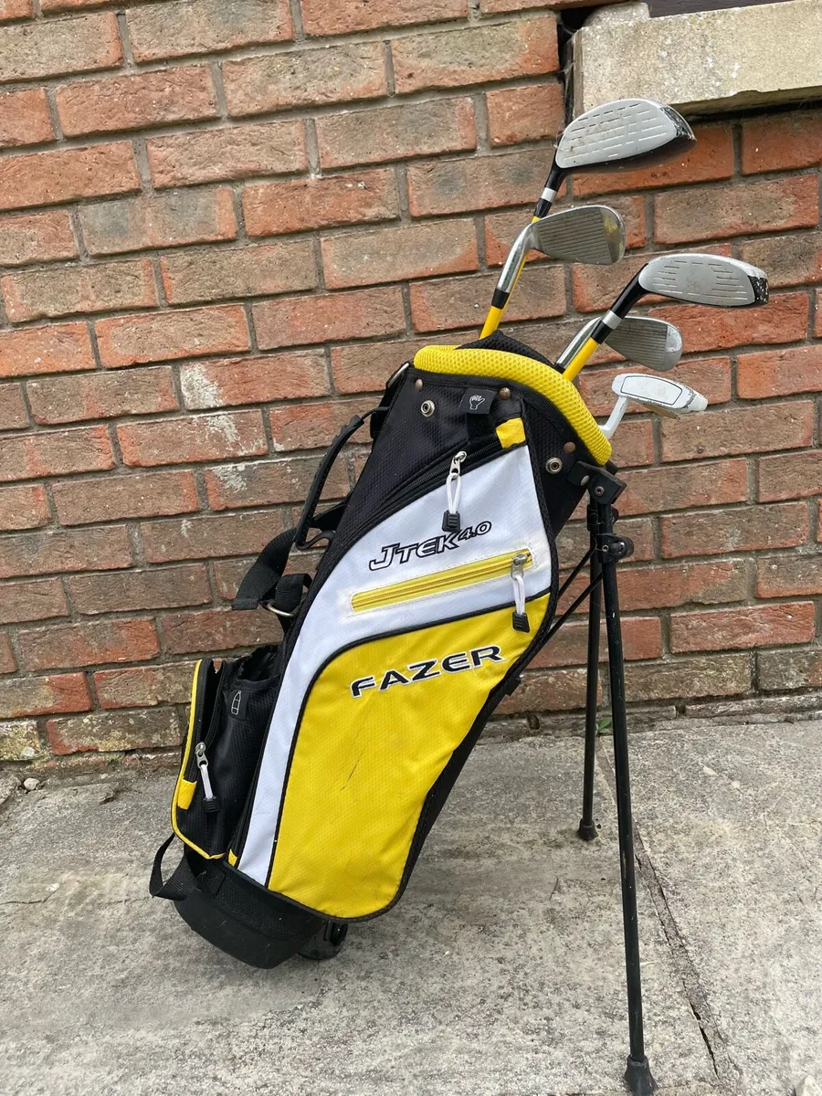 Children’s metal Golf club set - age 10 - Image 1