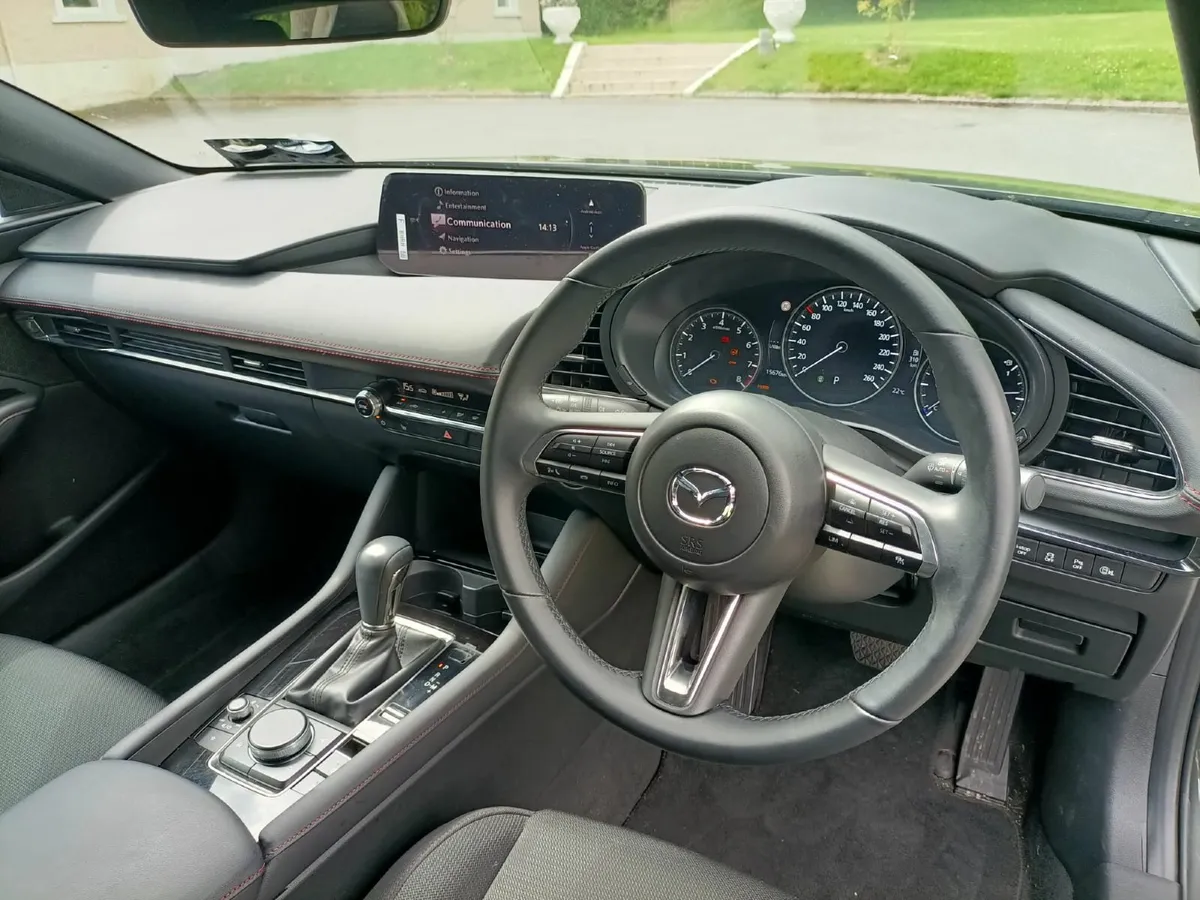 Mazda Mazda3 2024 - Image 3