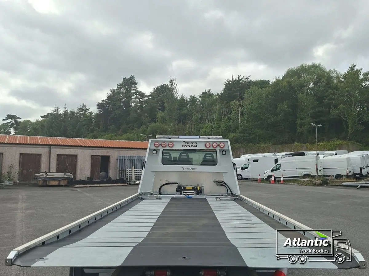 NEW Iveco Daily Tilt and Slide Recovery Truck - Image 3