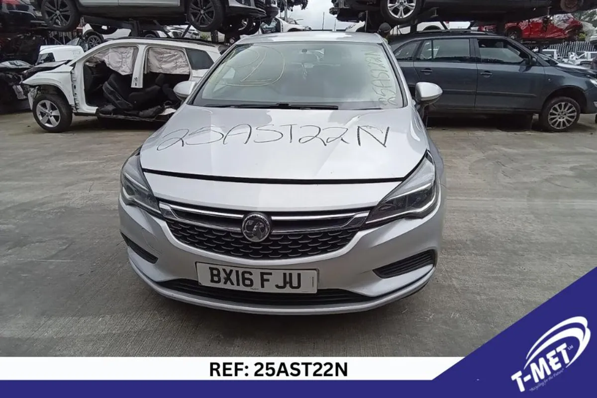 2016 VAUXHALL ASTRA BREAKING FOR PARTS - Image 2