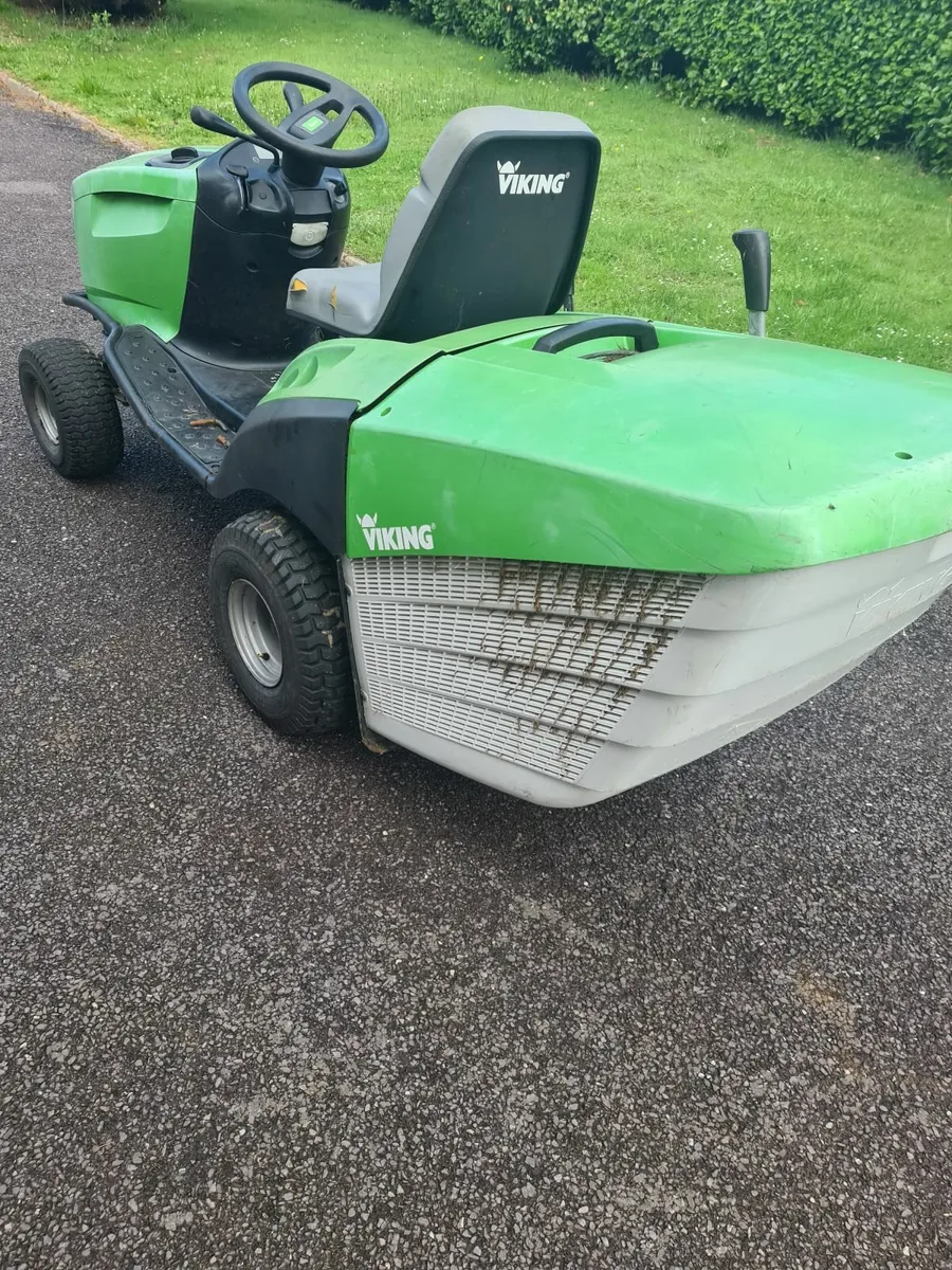 Ride on lawnmower - Image 2