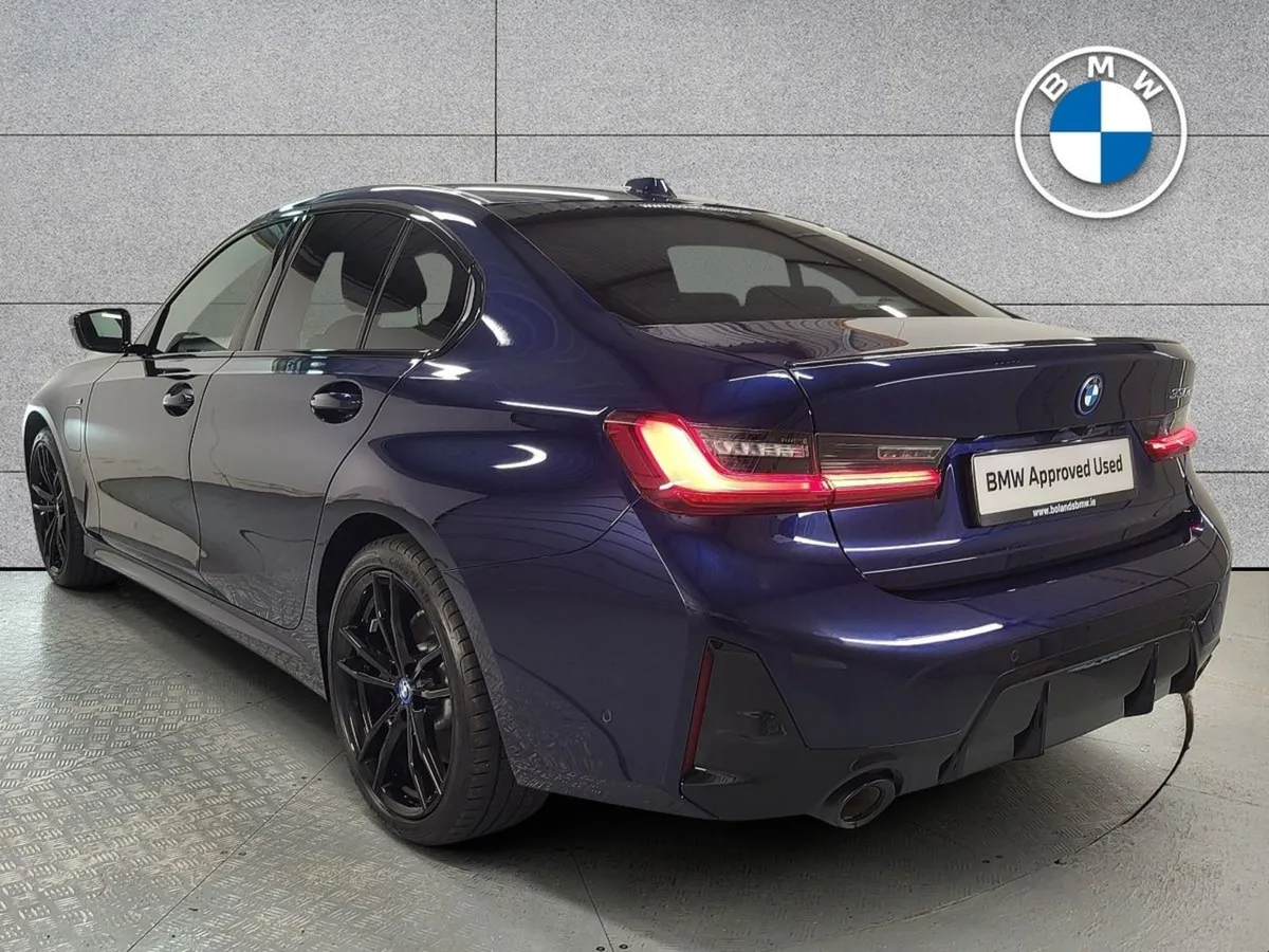 BMW 3 Series 330e M Sport - Image 3