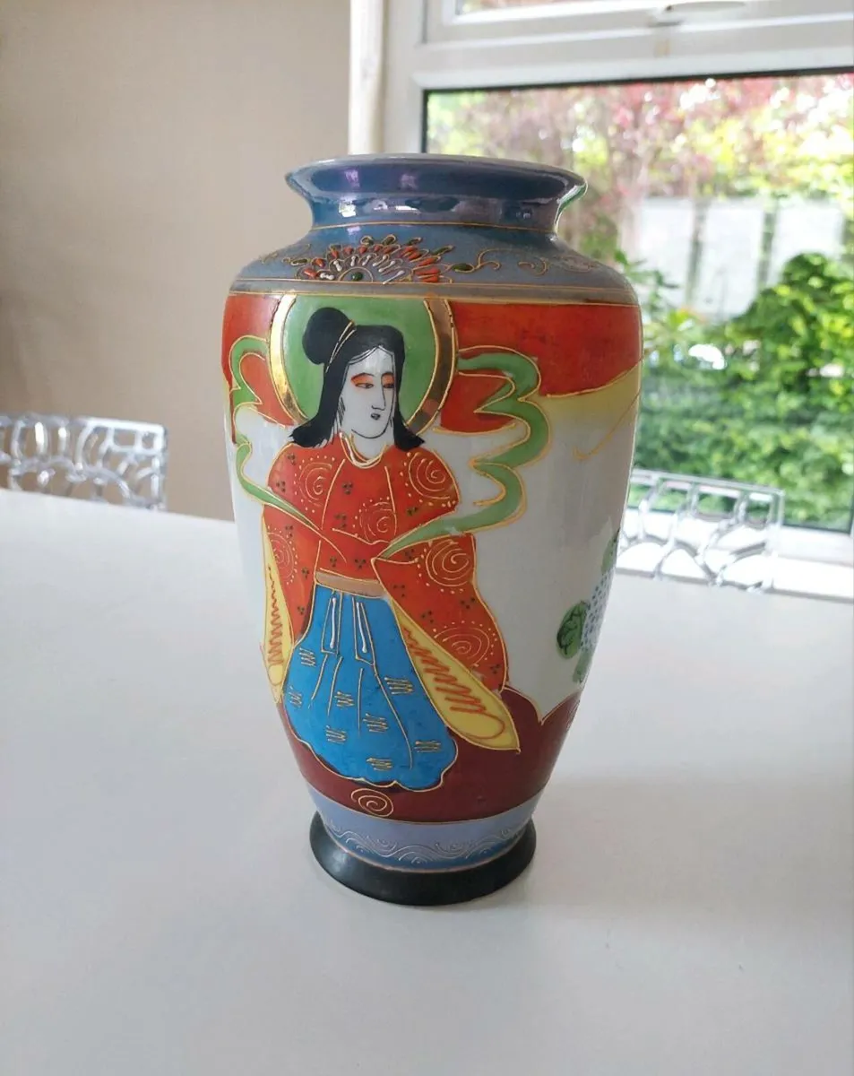 Japanese Vintage Satsuma Vase - Image 4
