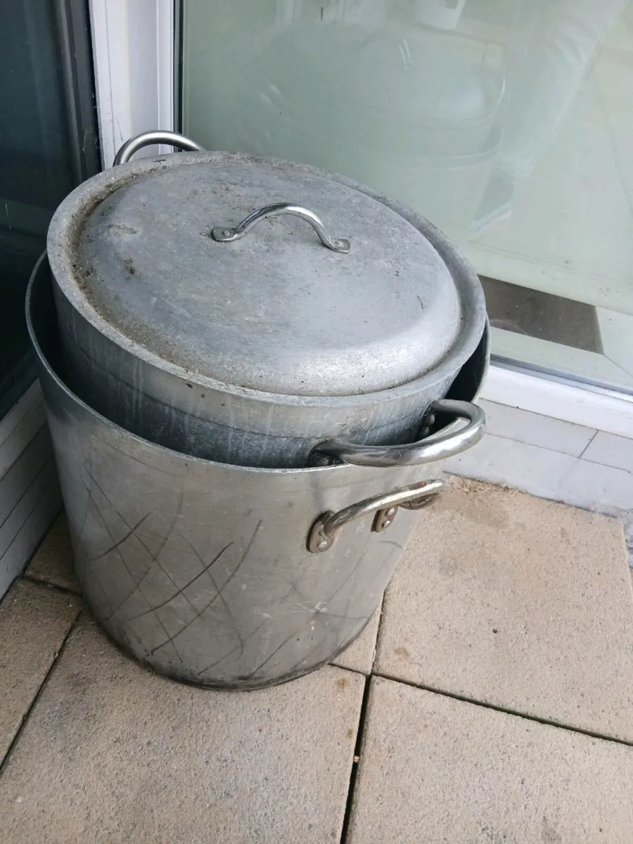Large stock pots - Image 2